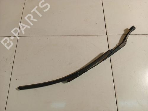 front-windshield-wiper-arm-kia-ceed-hatchback-ed-2006-2007-2008-2009-2010-2011-2012-39392311 main image