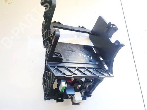 fuse-box-seat-altea-5p1-2004-2005-2006-2007-2008-2009-2010-2011-2012-2013-2014-2015-32626672 main image