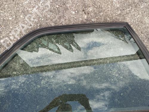 Used Rear right door window Rear right door window 35406211 35406211