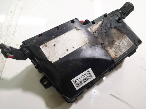 fuse-box-vw-golf-v-1k1-2003-2004-2005-2006-2007-2008-2009-2010-32968921 main image