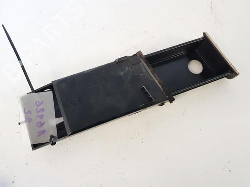 Used Glove box Glove box MERCEDES-BENZ E-CLASS (W211) E 220 CDI (211.006) (150 hp) 35534562 35534562