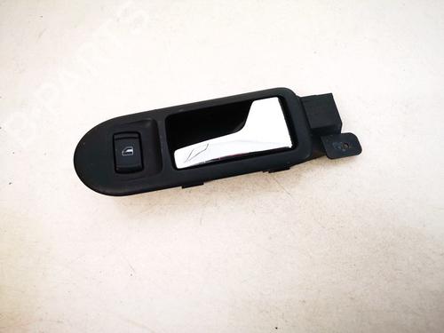 Used Front right interior door handle Front right interior door handle VW GOLF IV (1J1) 1.9 TDI (90 hp) 35528042 35528042