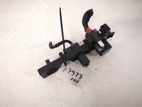 fuse-box-vw-passat-b6-3c2-2005-2006-2007-2008-2009-2010-2011-32904842 main image