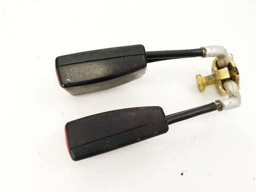 Engache cinturón Engache cinturón SEAT IBIZA III (6L1) 1.4 TDI (75 hp) 34831426 34831426