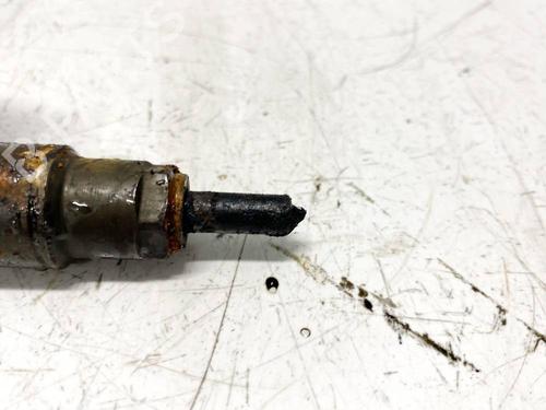 Injector VOLVO V50 (545) 2.0 D | BP35842939M100 - Image 2