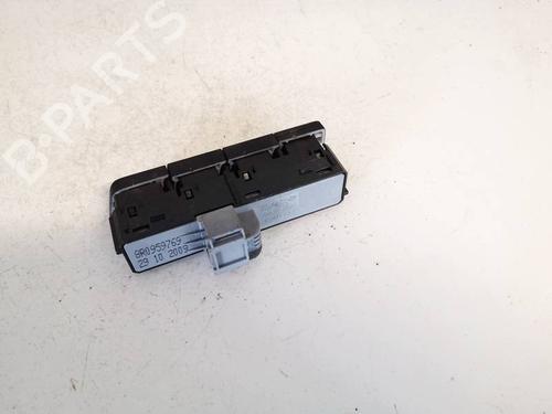 Warning switch AUDI Q5 (8RB) 3.2 FSI quattro | BP35078675I22 - Image 3