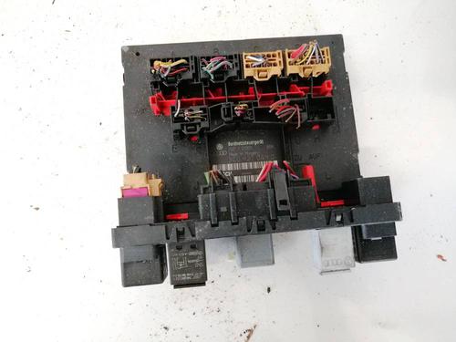Used Fuse box Fuse box HONDA CR-V III (RE_) 2.0 i-VTEC (RE5, RE1) (150 hp) 32958145 32958145