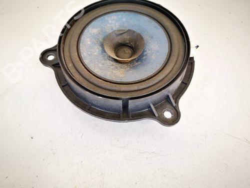 Used Speaker Speaker NISSAN X-TRAIL I (T30) 2.2 dCi (136 hp) 32570703 32570703