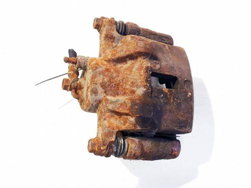 Venstre bremsekaliber foran Venstre bremsekaliber foran TOYOTA MATRIX (_E13_) 1.8 VVTi (ZZE132, ZZE134) (132 hp) 39757714 39757714