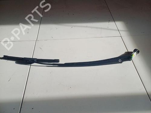 front-windshield-wiper-arm-toyota-yaris-_p9_-2005-2006-2007-2008-2009-2010-2011-2012-2013-2014-32559580 main image