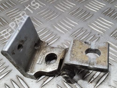 hingedoor-check-strap-audi-a4-b5-8d2-1994-1995-1996-1997-1998-1999-2000-2001-33502039 main image