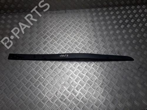 Gummiliste Gummiliste TOYOTA YARIS VERSO (_P2_) 1.3 (NCP20_, NCP22_, NCP20R, NCP22R) (84 hp) 35702628 35702628