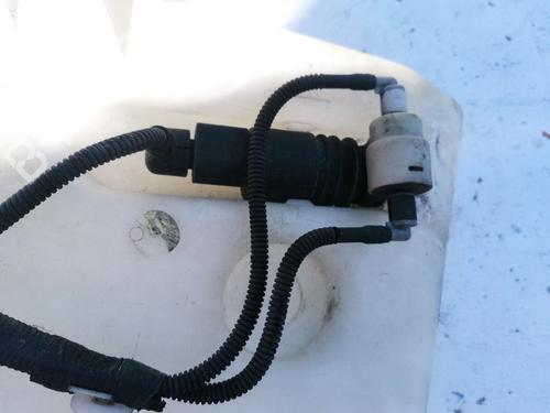 washer-pump-vw-golf-v-1k1-2003-2004-2005-2006-2007-2008-2009-2010-35409862 main image