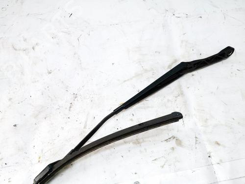 front-windshield-wiper-arm-opel-astra-j-p10-2009-2010-2011-2012-2013-2014-2015-2016-33062971 main image