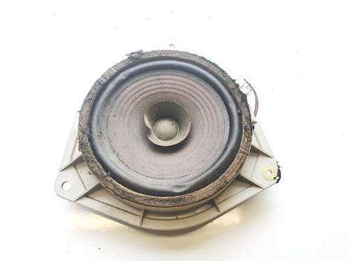 Used Speaker Speaker TOYOTA YARIS (_P1_) 1.3 (NCP10, SCP12_) (86 hp) 32581015 32581015