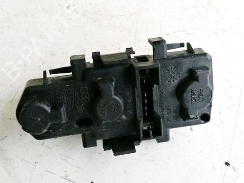 lamp-holder-audi-a6-c5-4b2-4b4-1997-1998-1999-2000-2001-2002-2003-2004-2005-35593670 main image