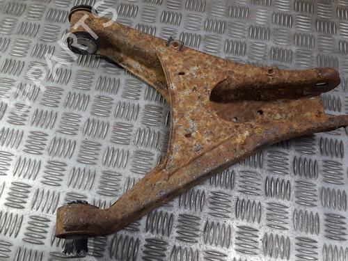 Used Right rear suspension arm Right rear suspension arm VW PASSAT B5 (3B2) 2.8 V6 Syncro/4motion (193 hp) 35685400 35685400