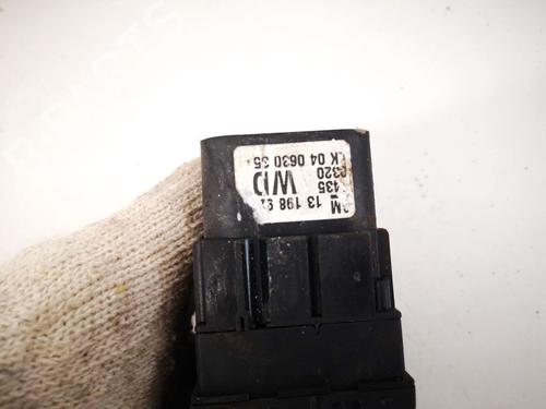 Switch OPEL ASTRA H (A04) 1.7 CDTI (L48) | BP35433565I30 - Image 3