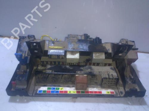Used Fuse box Fuse box RENAULT CLIO I (B/C57_, 5/357_) 1.4 (B57J, C57J, B57P) (75 hp) 33504584 33504584