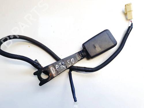 Sikkerhetsbelte-spenne Sikkerhetsbelte-spenne TOYOTA AVENSIS (_T25_) 2.0 D-4D (CDT250_, CDT250R) (116 hp) 35178037 35178037