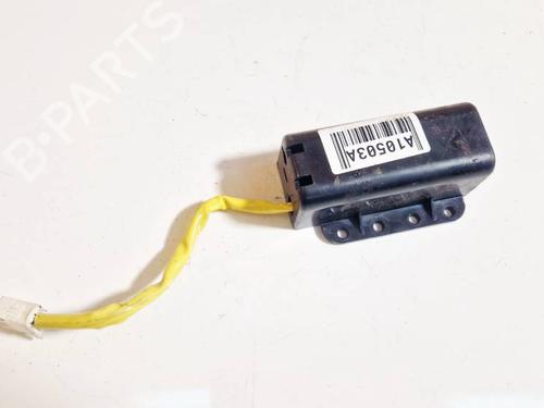 Used Switch PEUGEOT 4007 (VU_, VV_) 2.2 HDi (156 hp) 32571674