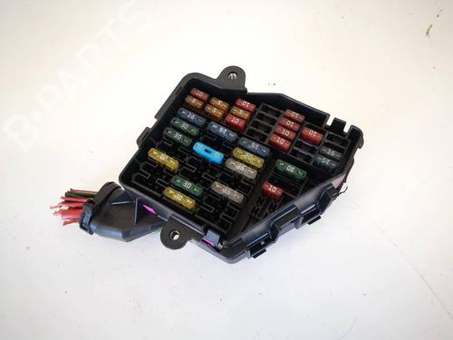 Used Fuse box AUDI A4 B6 (8E2) 1.9 TDI (130 hp) 32959350