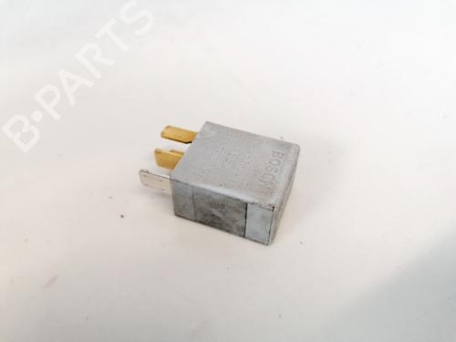 Used Electronic sensor Electronic sensor TOYOTA COROLLA Saloon (_E12_) 2.0 D-4D (CDE120_, CDE120R) (116 hp) 33085912 33085912