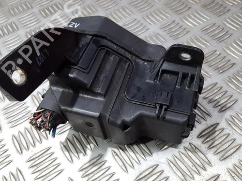 Used Fuse box Fuse box 33497788 33497788