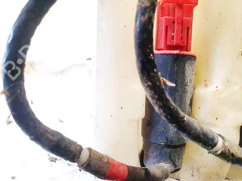 Used Washer pump Washer pump LAND ROVER FREELANDER I (L314) 2.0 DI 4x4 (98 hp) 35323450 35323450