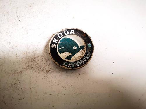 Used Hub cap Hub cap SKODA SUPERB II (3T4) 1.8 TSI (160 hp) 34882867 34882867