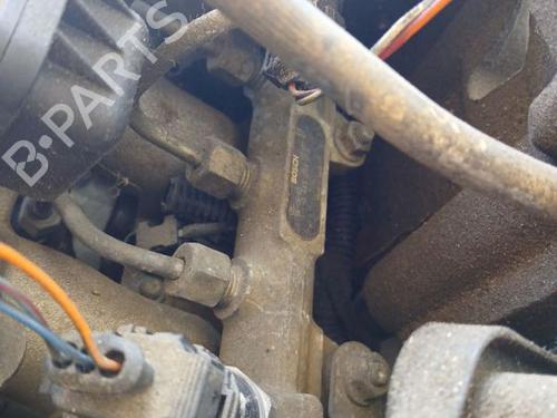 Rail D'Injecteurs Rail D'Injecteurs FIAT STILO (192_) 1.9 JTD (192_XE1A) (115 hp) 36547566 36547566