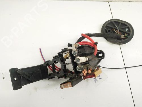 sikringsdose-audi-a4-b6-8e2-2000-2001-2002-2003-2004-2005-32895879 main image