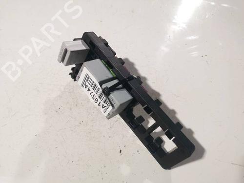 Fuse box VW JETTA III (1K2) 1.9 TDI | BP32567827E1  - Image 6