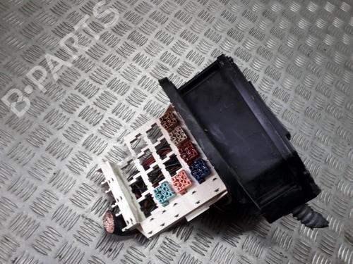 Used Fuse box Fuse box VOLVO V70 I (875, 876) 2.5 TDI (140 hp) 33502992 33502992