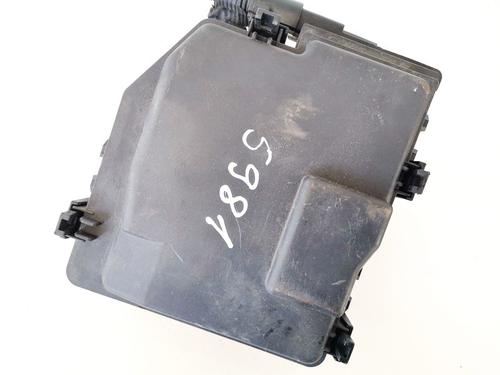 Used Fuse box CHEVROLET AVEO / KALOS Saloon (T250, T255) 1.2 (72 hp) 33067313