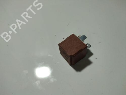 Used Electronic sensor Electronic sensor OPEL ZAFIRA / ZAFIRA FAMILY B (A05) 1.9 CDTI (M75) (120 hp) 32564698 32564698