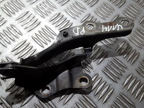 hingedoor-check-strap-toyota-rav-4-ii-_a2_-2000-2001-2002-2003-2004-2005-35696443 main image