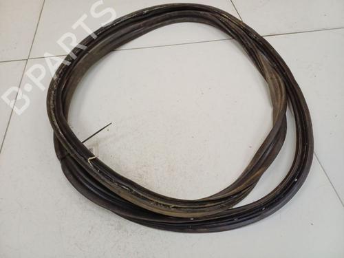 Gummiliste MAZDA 3 (BL) 2.2 MZR CD (BL10) | BP38580750C142 - Image 4