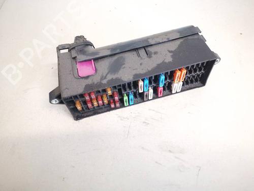 Used Fuse box Fuse box SEAT ALTEA (5P1) 1.9 TDI (105 hp) 32940509 32940509
