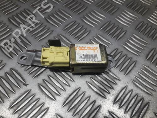 Used Electronic module Electronic module SUBARU LEGACY IV Estate (BP) 2.0 AWD (BP5) (138 hp) 33500596 33500596