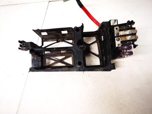 Used Fuse box Fuse box OPEL ASTRA H (A04) 1.7 CDTI (L48) (100 hp) 32874918 32874918