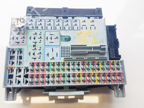 Used Fuse box Fuse box VW PASSAT B6 (3C2) 2.0 FSI (150 hp) 33061033 33061033