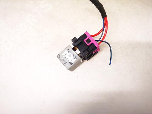 Used Electronic sensor Electronic sensor AUDI 80 B3 Saloon (893, 894, 8A2) 1.8 S (90 hp) 33081323 33081323