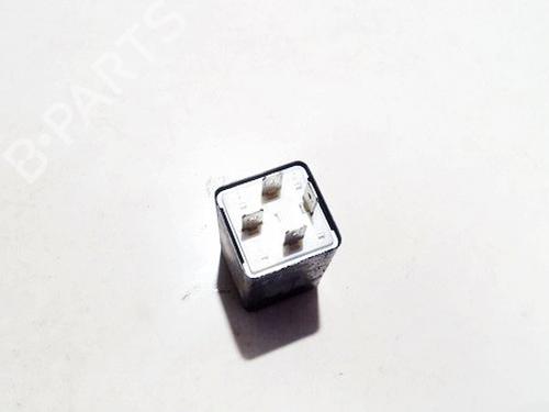 Electronic sensor AUDI 80 B4 Saloon (8C2) 1.9 TDI | BP33518251M84 - Image 2