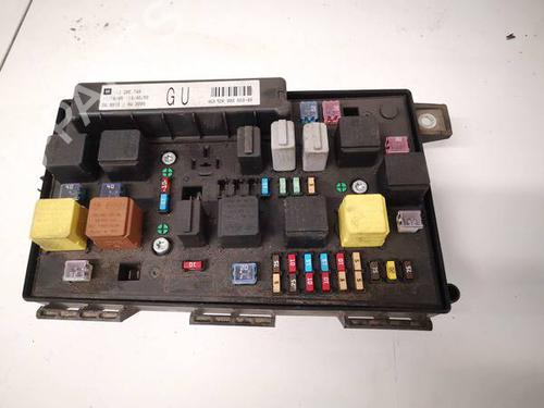 fuse-box-opel-astra-h-a04-2004-2005-2006-2007-2008-2009-2010-2011-2012-2013-2014-35998530 main image