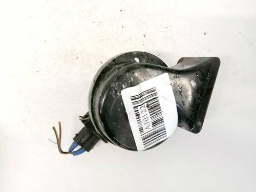 horn-audi-a4-b5-8d2-1994-1995-1996-1997-1998-1999-2000-2001-35032359 main image