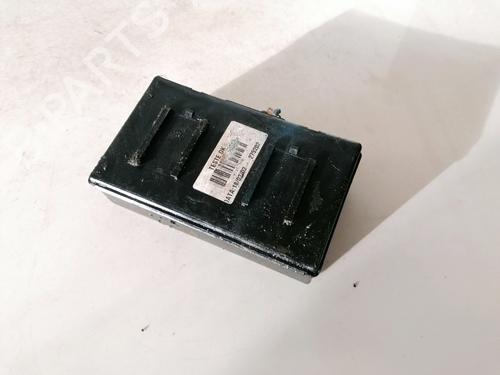 Used Fuse box Fuse box PEUGEOT 307 (3A/C) 2.0 HDi 90 (90 hp) 33090964 33090964