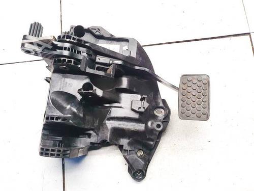 Pedal Pedal FIAT 500L (351_, 352_) 1.3 D Multijet (199LXY1A, 199LXY11) (84 hp) 40243784 40243784