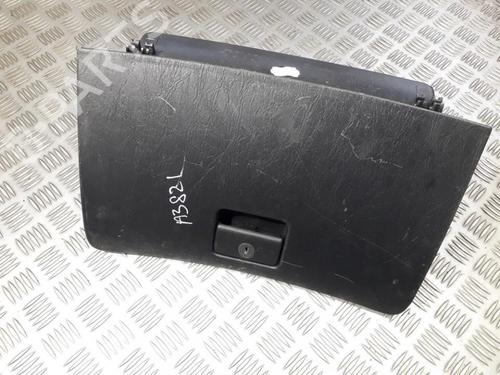 Used Glove box Glove box TOYOTA COROLLA (_E12_) 1.8 VVTL-i TS (ZZE123) (192 hp) 35714113 35714113