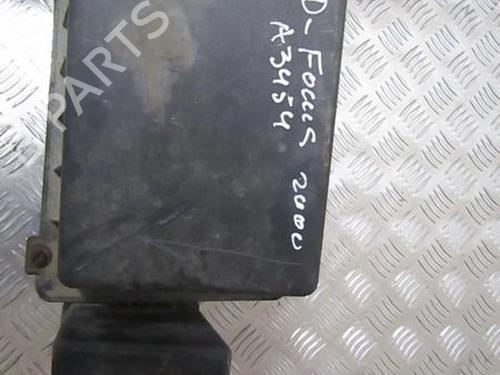 Used Air filter box Air filter box FORD FOCUS I (DAW, DBW) 1.6 16V (100 hp) 35668930 35668930